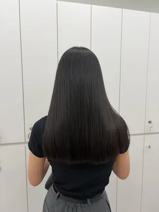 セミロング オリーブカラー🦖⌇ EKUNA🌿のヘアスタイル