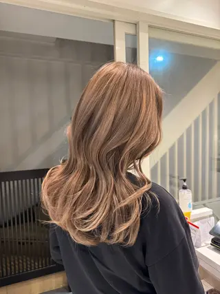 カラー 🧸艶髪ハイトーン 🍪chan🍯のヘアスタイル