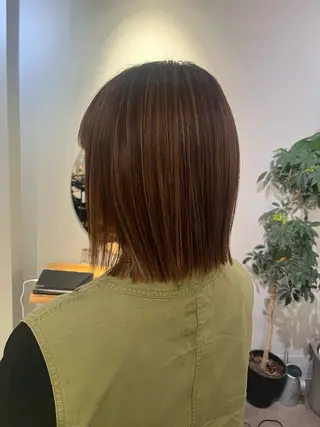 ミディアム カラー 友 美海のヘアスタイル
