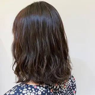 ミディアム カラー パーマ ヘアアレンジ 松田 亮葉のヘアスタイル