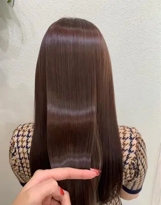 カラー arisa .のヘアスタイル
