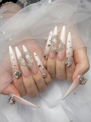 ネイル Lenie Nail Salonのネイルデザイン