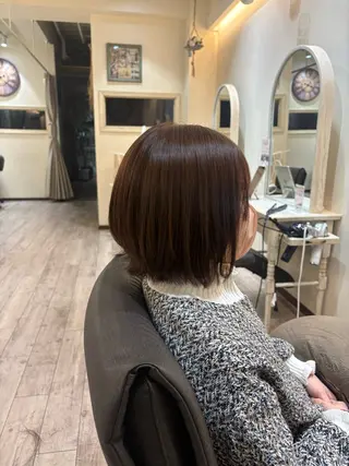 ショート カラー 艶髪/縮毛矯正/ レイヤー/栄/あやかのヘアスタイル