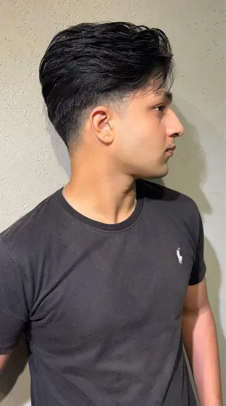 ショート パーマ メンズ 鈴木 颯真ウィリアムのヘアスタイル