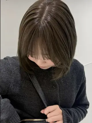 カラー めんどり まこのヘアスタイル