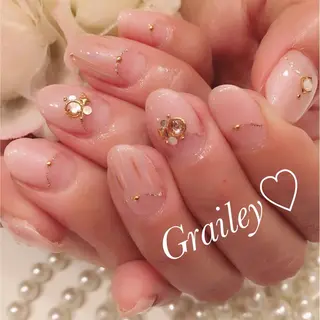 ネイル Grailey nail salonのネイルデザイン