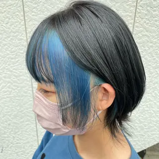 ショート カラー インナーカラー 推し ブリーチ 髪質改善のヘアスタイル
