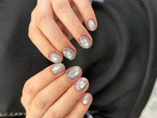 ネイル PEEKABOO 旧:momo京橋のネイルデザイン