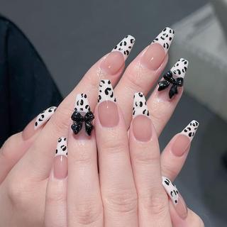ネイル Queens テイのネイルデザイン