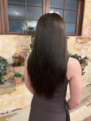 ロング カラー 吉村 初菜のヘアスタイル