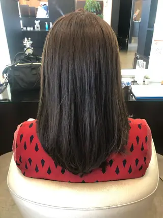 セミロング Aya/四条烏丸/ 酸性ストレートのヘアスタイル