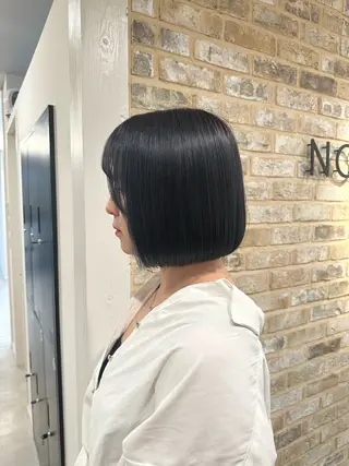 ショート カラー kano🌈ハッシュ カット/レイヤーのヘアスタイル