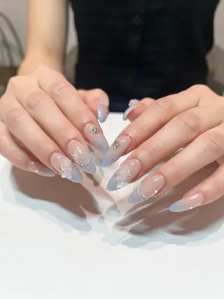 ネイル nailist mana𖤐´-のネイルデザイン