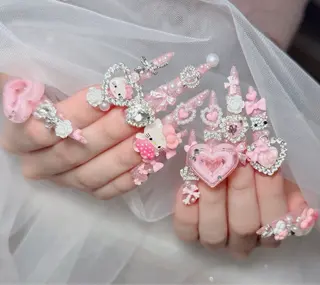 ネイル Lenie Nail Okuboのネイルデザイン