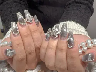 ネイル MoaNail🫶 Yoshiのネイルデザイン