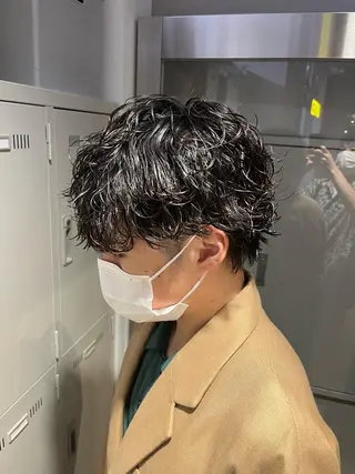 ミディアム パーマ メンズ 横浜駅メンズパーマ師 🌀岩﨑弘成🌀のヘアスタイル