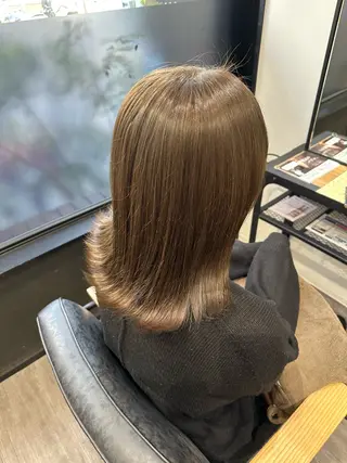 ミディアム カラー 艶髪レイヤー上田 紗也🇰🇷💗のヘアスタイル