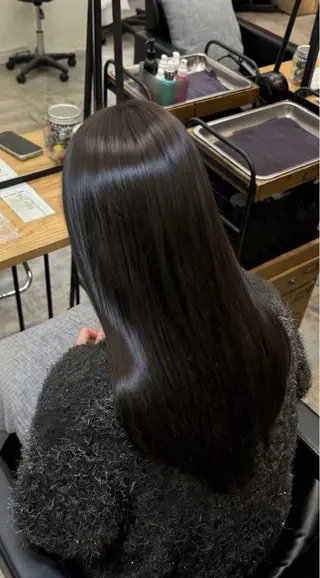 ロング 艶カラー/ 縮毛矯正/ユズキのヘアスタイル