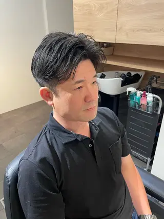 ミディアム 下山 けいんのヘアスタイル