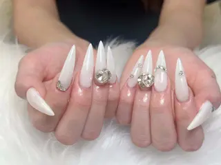 ネイル NIE MoMoのネイルデザイン