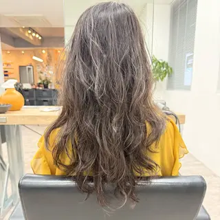 ロング パーマ カットモデル yumekaのヘアスタイル