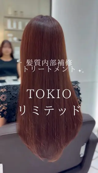 ロング EIGHT plum TOKIOリミテッドのヘアスタイル