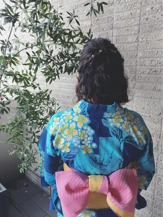 ミディアム ヘアアレンジ ぱつっとボブ/ 小野あかねのヘアスタイル