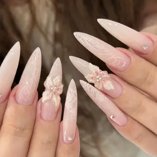 ネイル 🎀 KiKi_nailのネイルデザイン