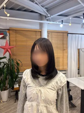 ミディアム 綱川 琉生のヘアスタイル