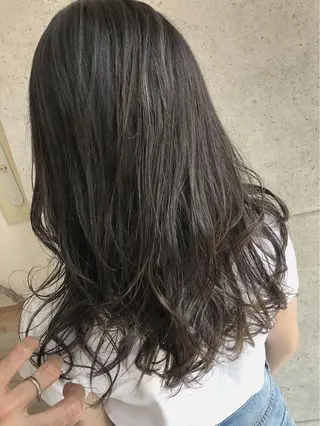 セミロング カラー 野々山 直貴のヘアスタイル