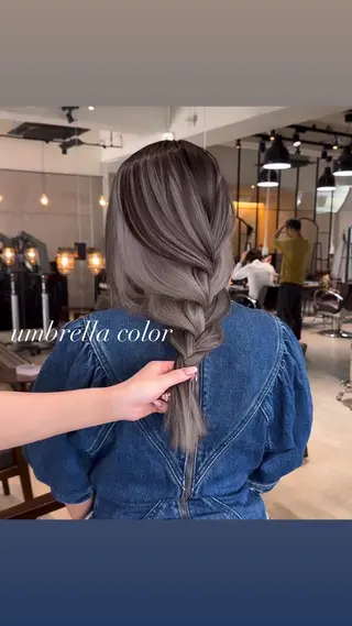 セミロング カラー 💜ハイトーン💛 マジカルかいちゃんのヘアスタイル