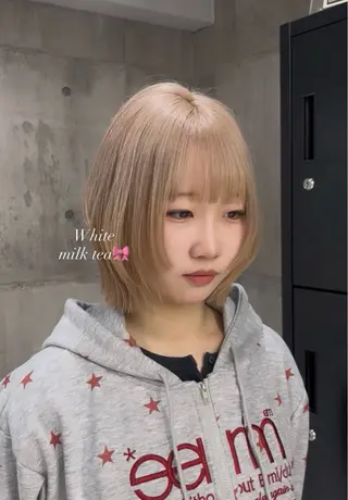 ミディアム カラー ハイトーン/ゆるふわ 🧚𖥔ׁTOMO♡のヘアスタイル