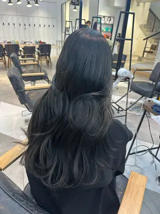 ロング 韓国ヘアメンズ・レデ ィース特化ミクのヘアスタイル