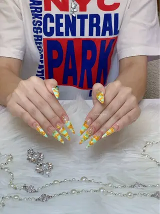 ネイル HANA 長さだしのネイルデザイン