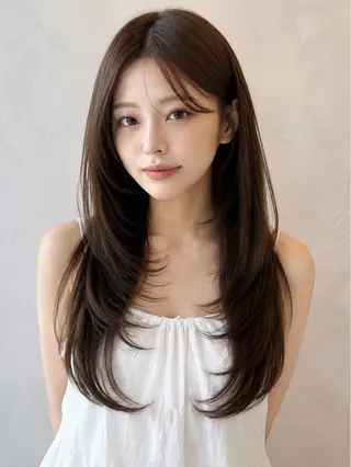 ロング 新宿/韓国レイヤー/ 顔まわり透明感カラーのヘアスタイル