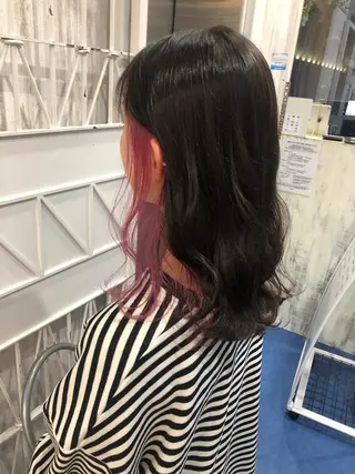 カラー white.梅田 デザインカラー🦄のヘアスタイル