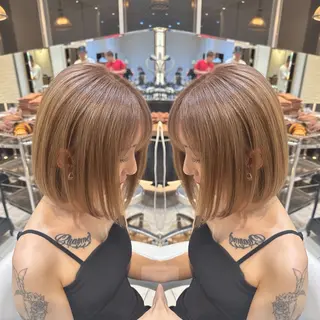 ショート バレイヤージュ ボブ🌈ナツヤのヘアスタイル