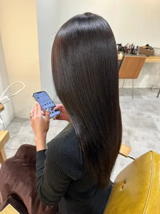 ロング 新村 小夏のヘアスタイル