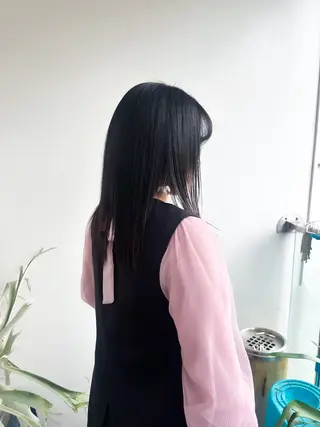 ミディアム 艶カラー🫧 猿渡 響のヘアスタイル