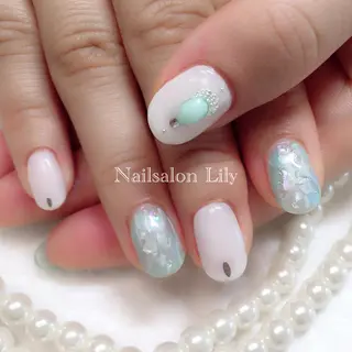 ネイル Lily*nail 🌻Mii🌻のネイルデザイン