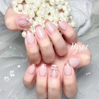 ネイル 🦋 Queenieのネイルデザイン