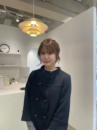 ミディアム カラー H I ＮＡのヘアスタイル