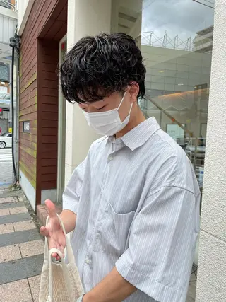 パーマ メンズ 🍋透け感カラー🍃 オリーブ🍐Kahoのヘアスタイル