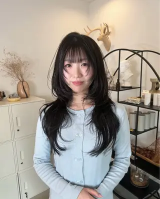 ロング 鳥居 愛子のヘアスタイル