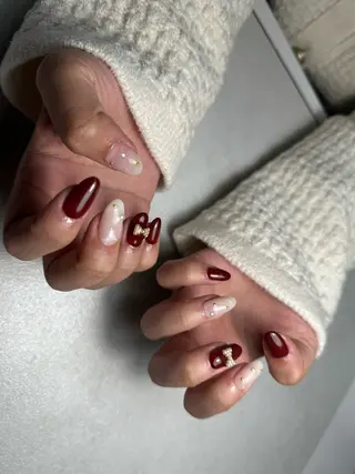 ネイル 🐈‍⬛ Minamiのネイルデザイン