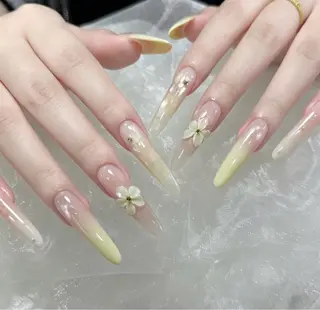 ネイル Luvia Ginzaのネイルデザイン