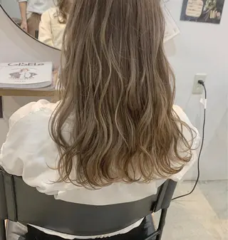 ロング カラー ハイトーンカラー♡ yuのヘアスタイル