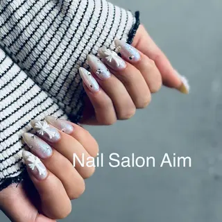 ネイル Aim🌿 kanaのネイルデザイン