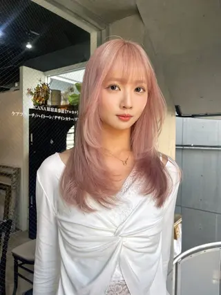 ロング カラー ミルクティーベージュ ブリーチ 店長 清水のヘアスタイル