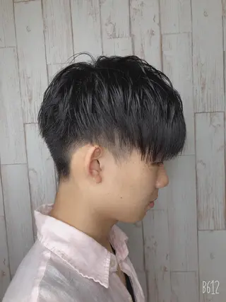 メンズ デザインカラー🎨 下北沢 / 磯部のヘアスタイル